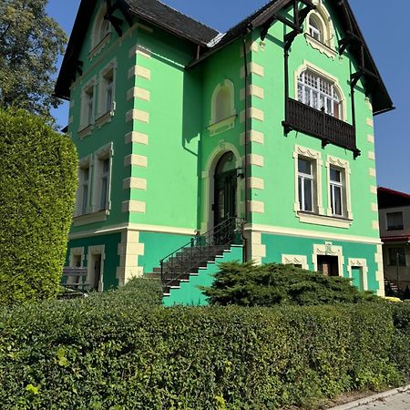 Apartamenty Astor - Ksiezycowy Szczawno-Zdroj Esterno foto